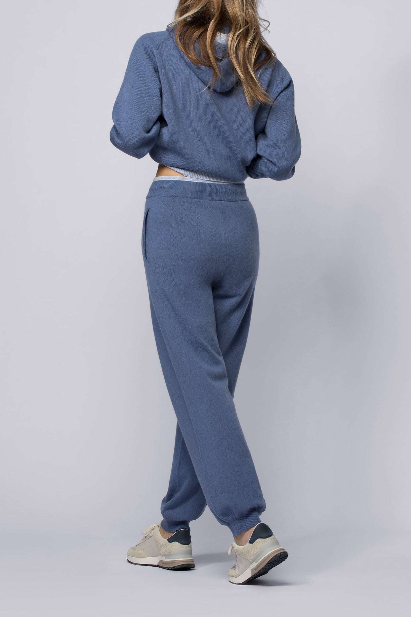 Bolo trousers in wool and cashmere, jogging style - Ocean