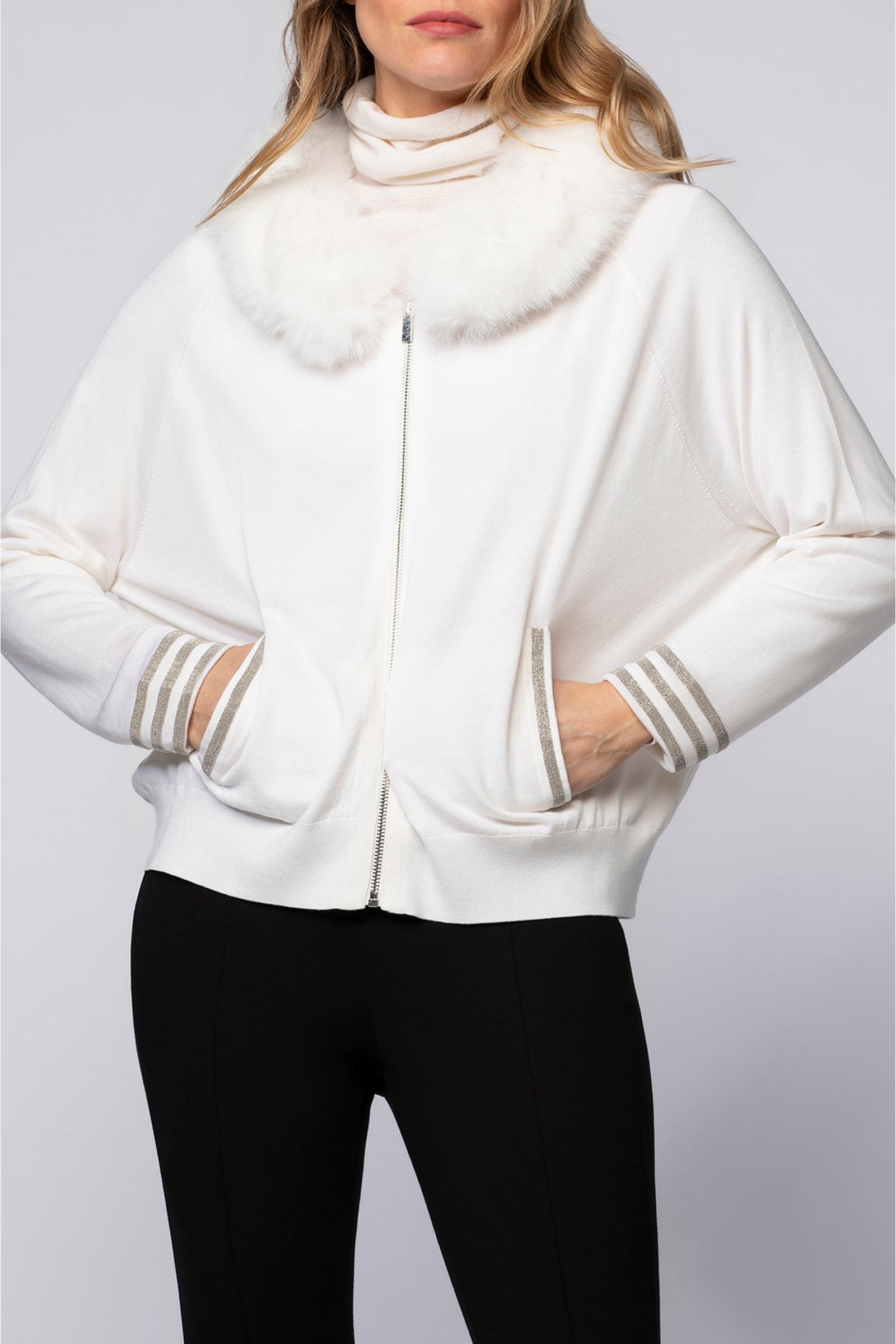Glen ultra-fine knit cardigan with collar - White