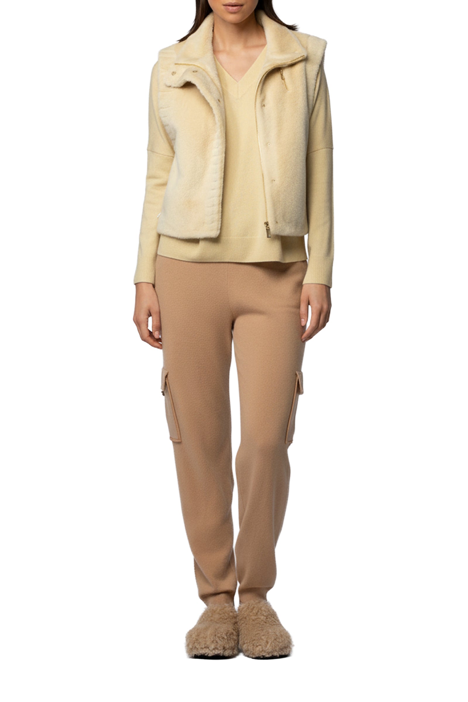 Guimont sleeveless jacket in faux fur - Ble