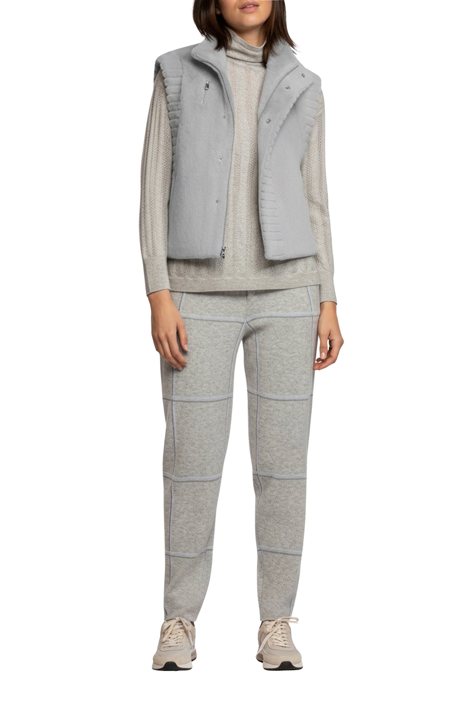 Guimont sleeveless jacket in faux fur - Grey