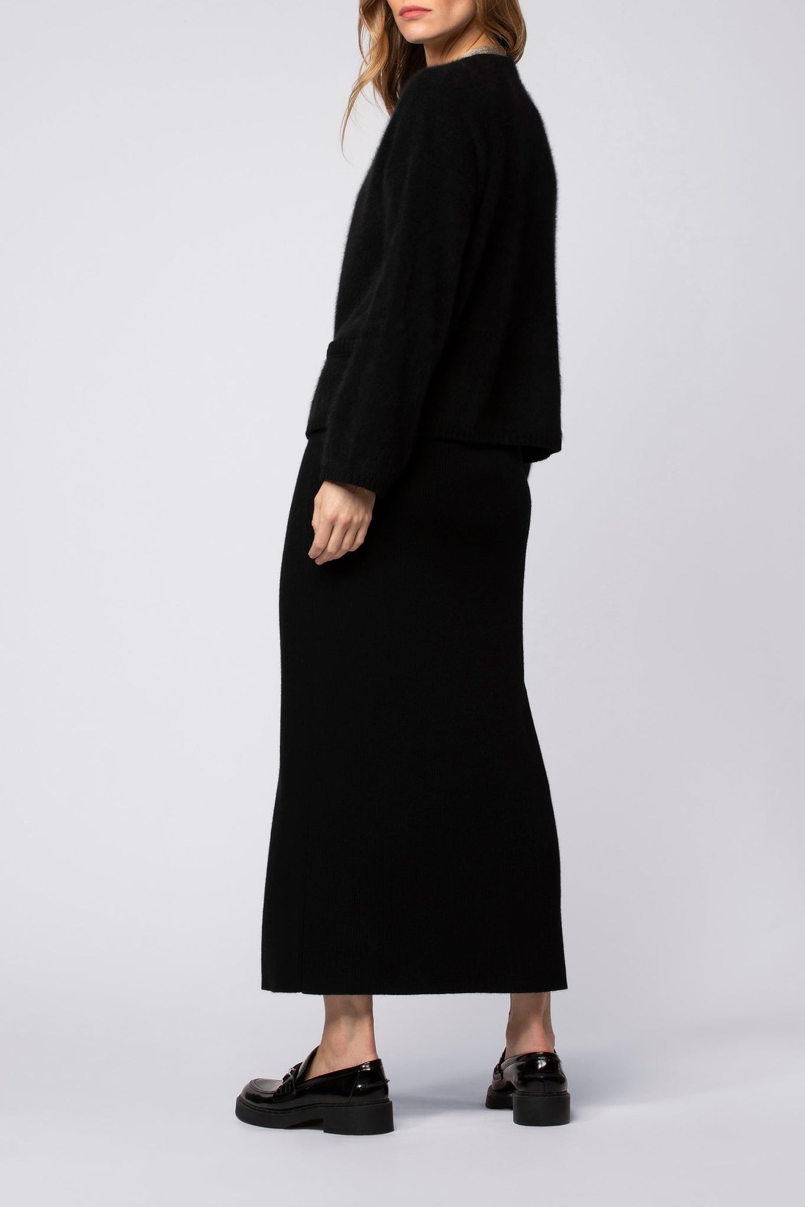 Julie midi skirt in wool and cashmere with rib knit - Black