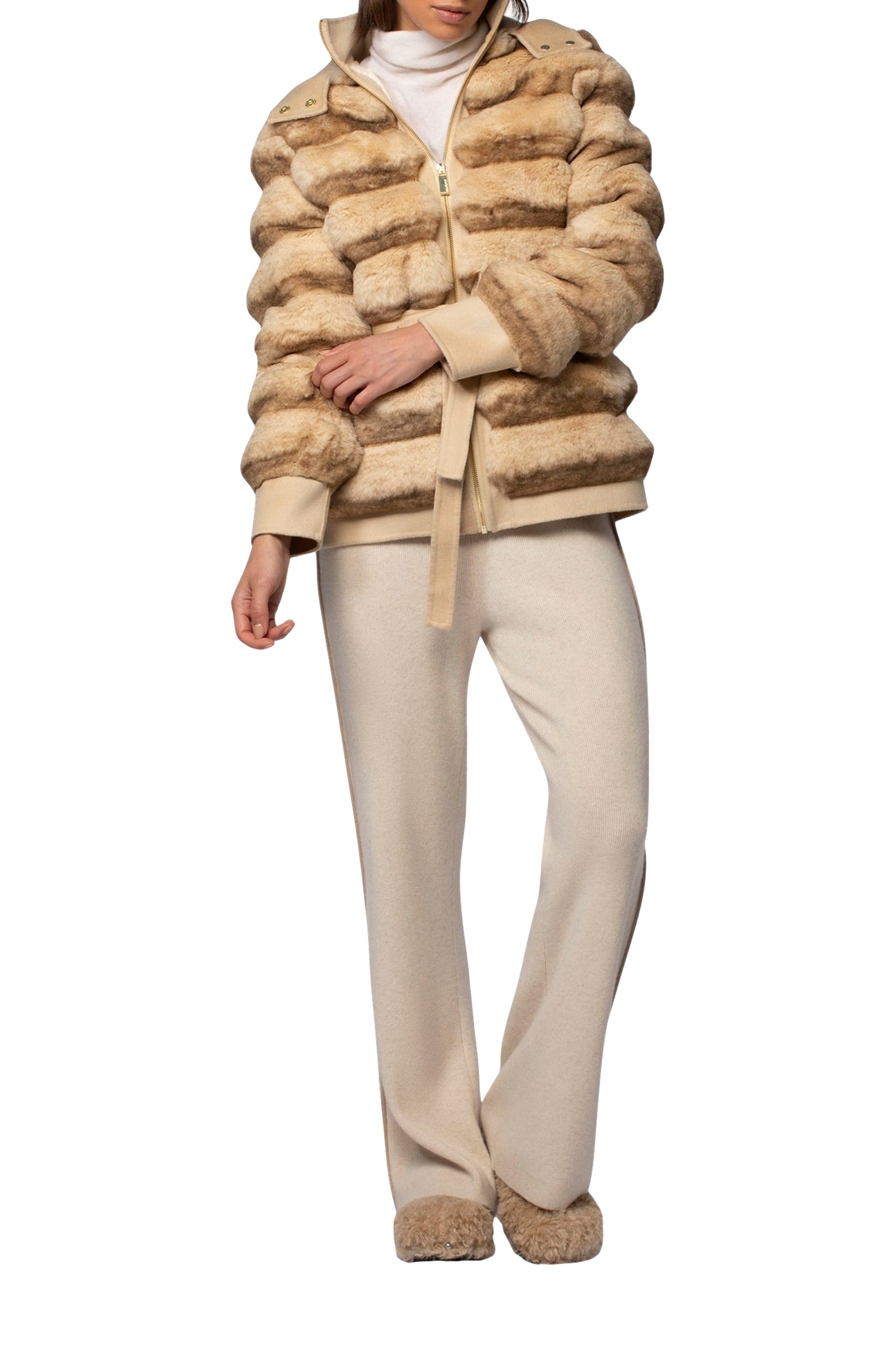 1 QTY NEW MANTEAU IMITATION CHINCHILLA