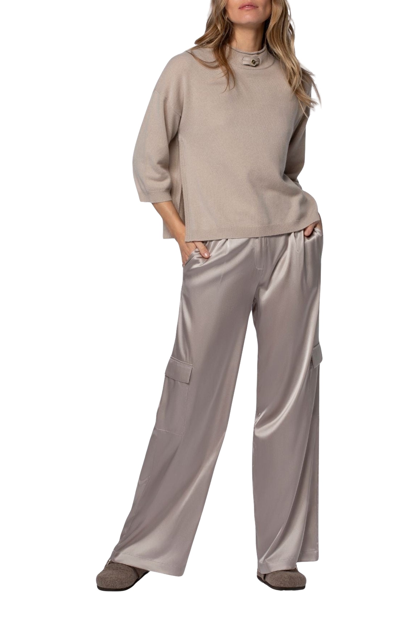 1 QTY NEW PULL AVEC EMPIECEMENT CUIR