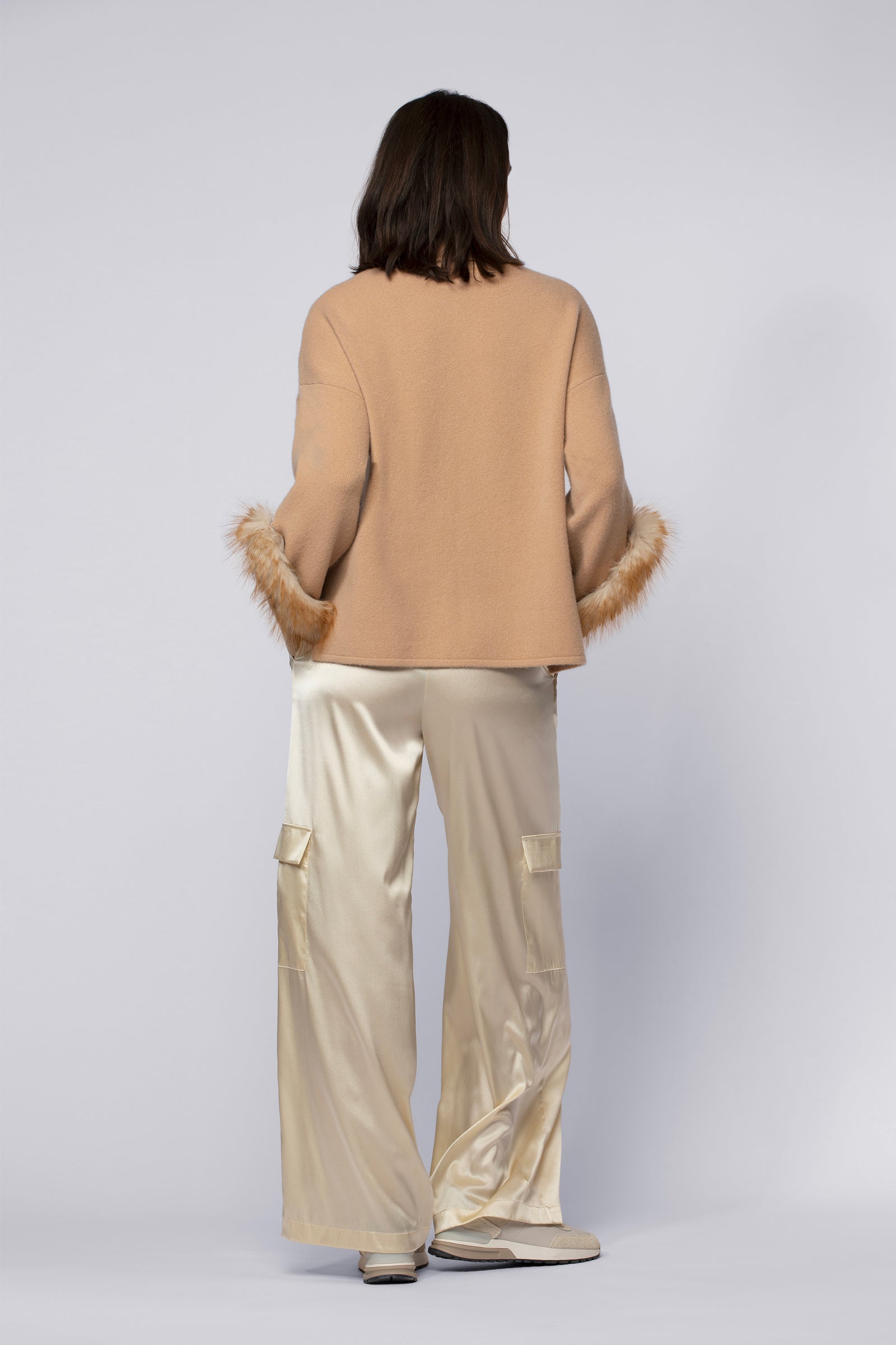 1 QTY NEW PULL COL ROULE ET FUREVER