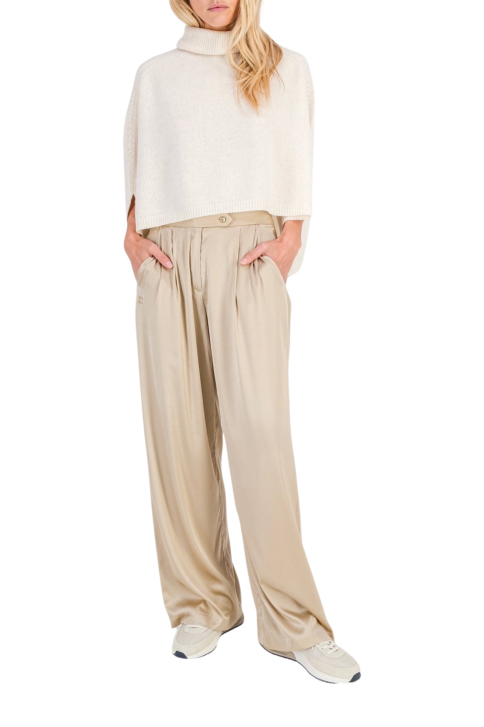 15 QTY NEW PONCHO COL ROULE