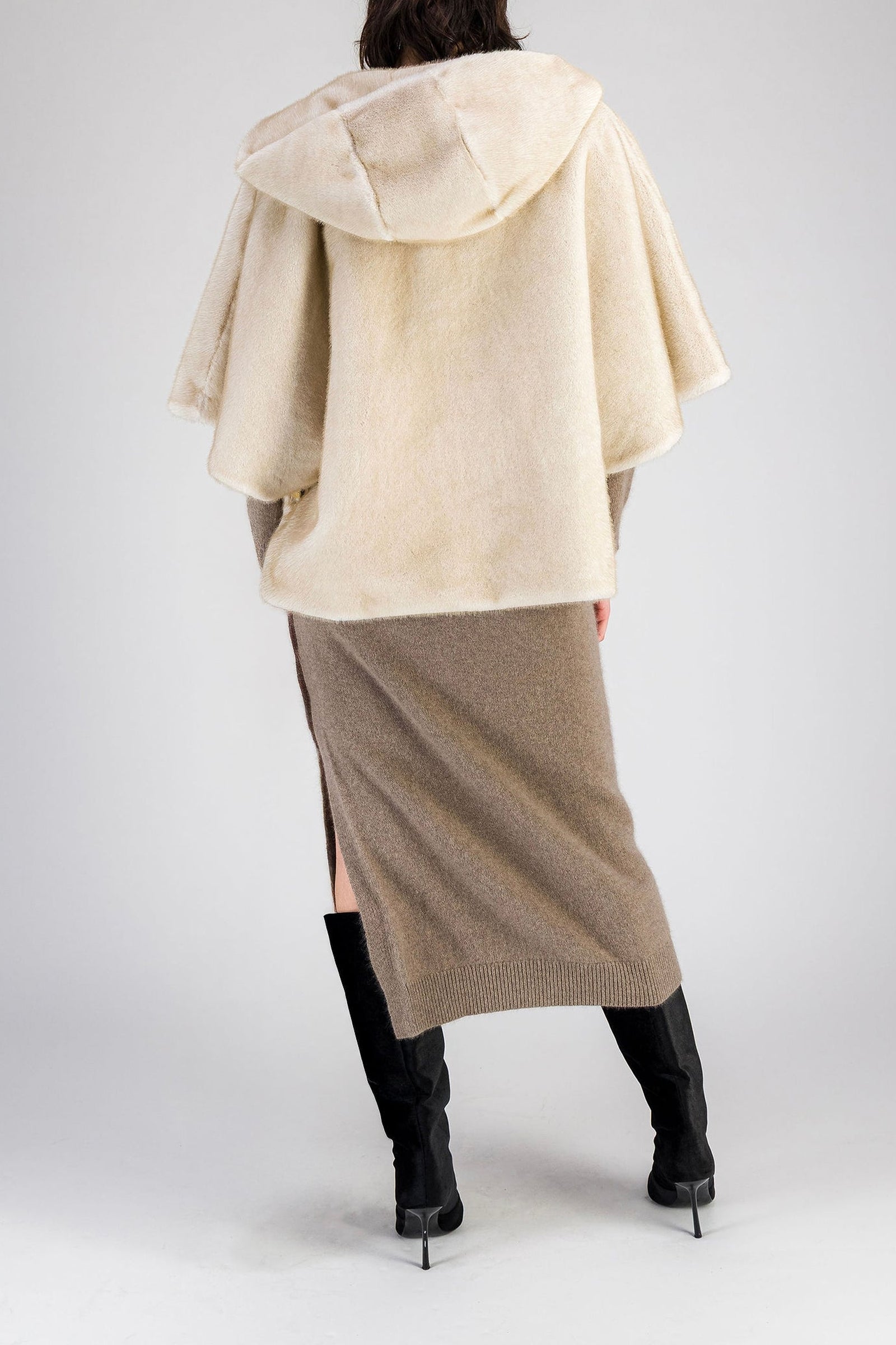 18 QTY NEW BOMBER EN IMITATION VISON