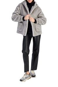 13 QTY NEW DUFFLE COAT EN IMITATION VISON