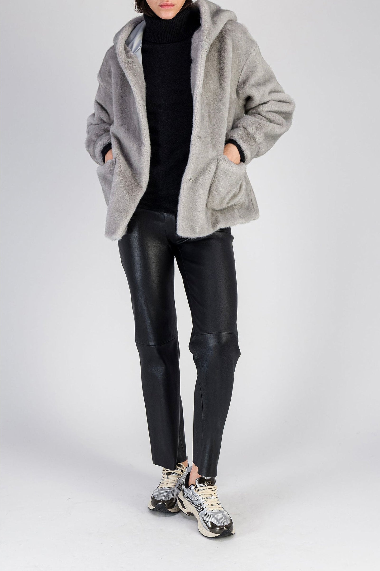 Manteau court à capuche effet vison - Saphire