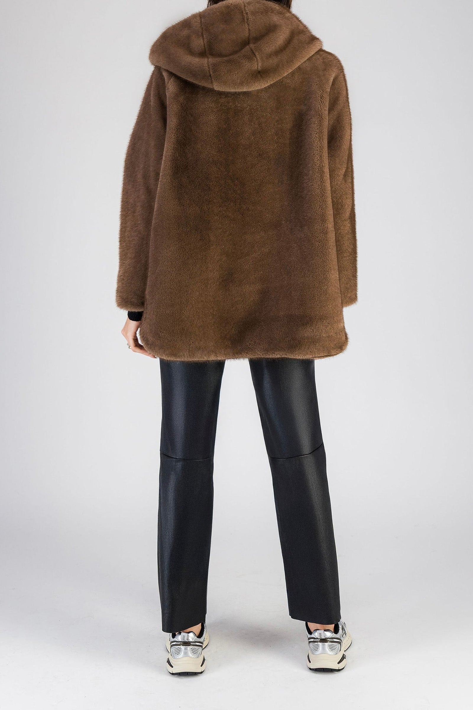 Manteau à capuche en fausse fourrure - Glow