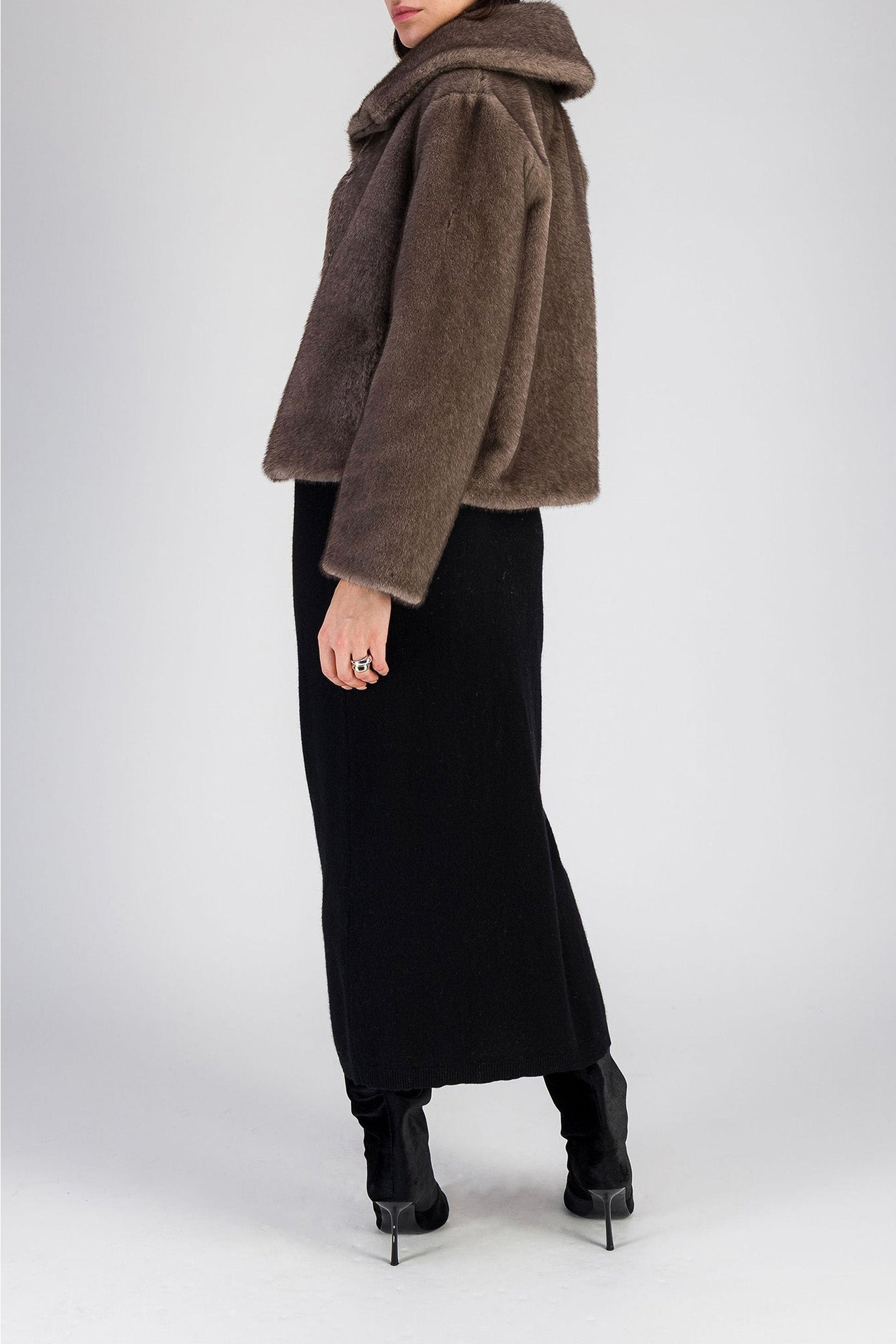 Veste courte en fausse fourrure - Iris