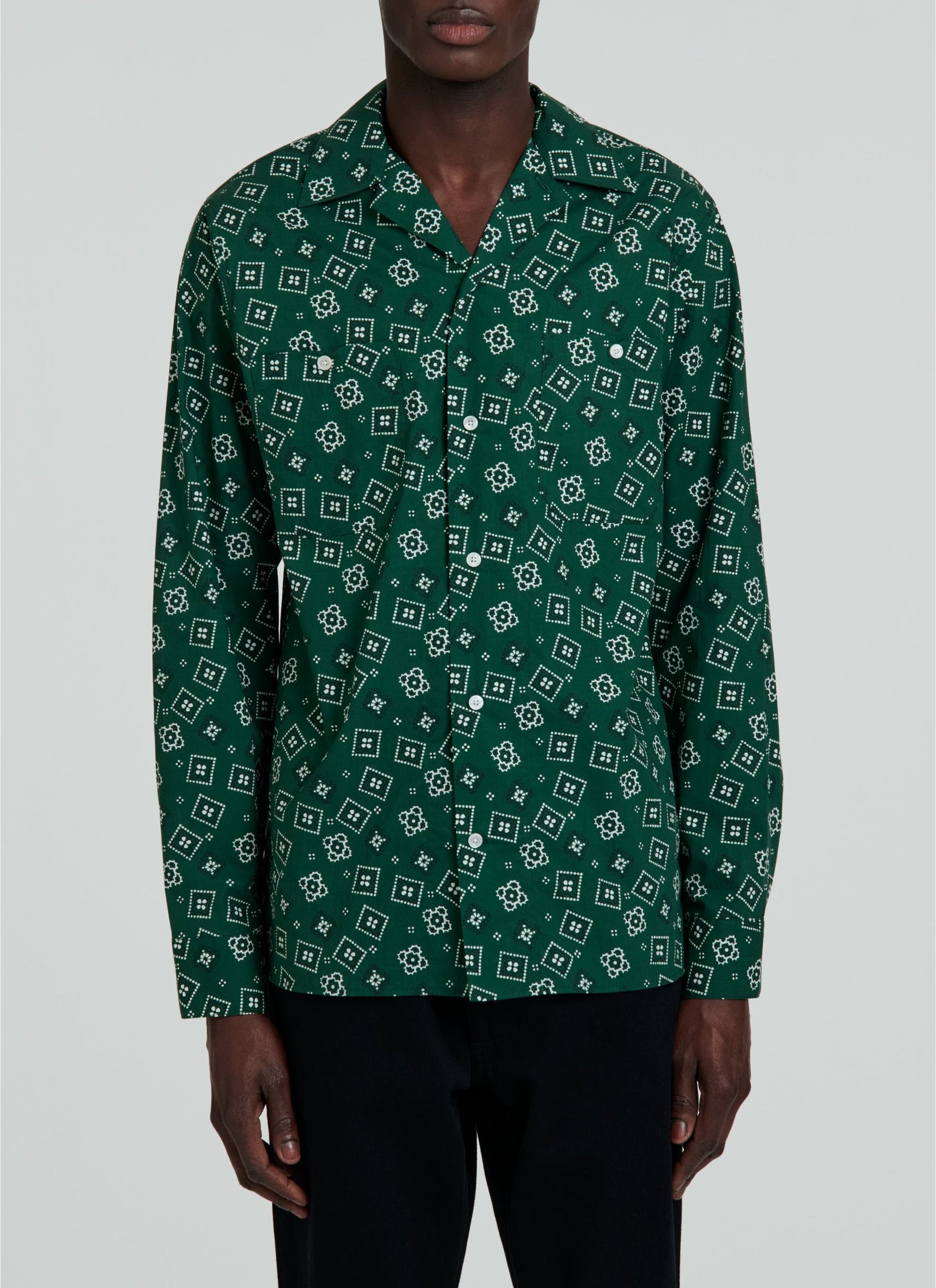 Bandana print shirt in cotton poplin - Bottle Green
