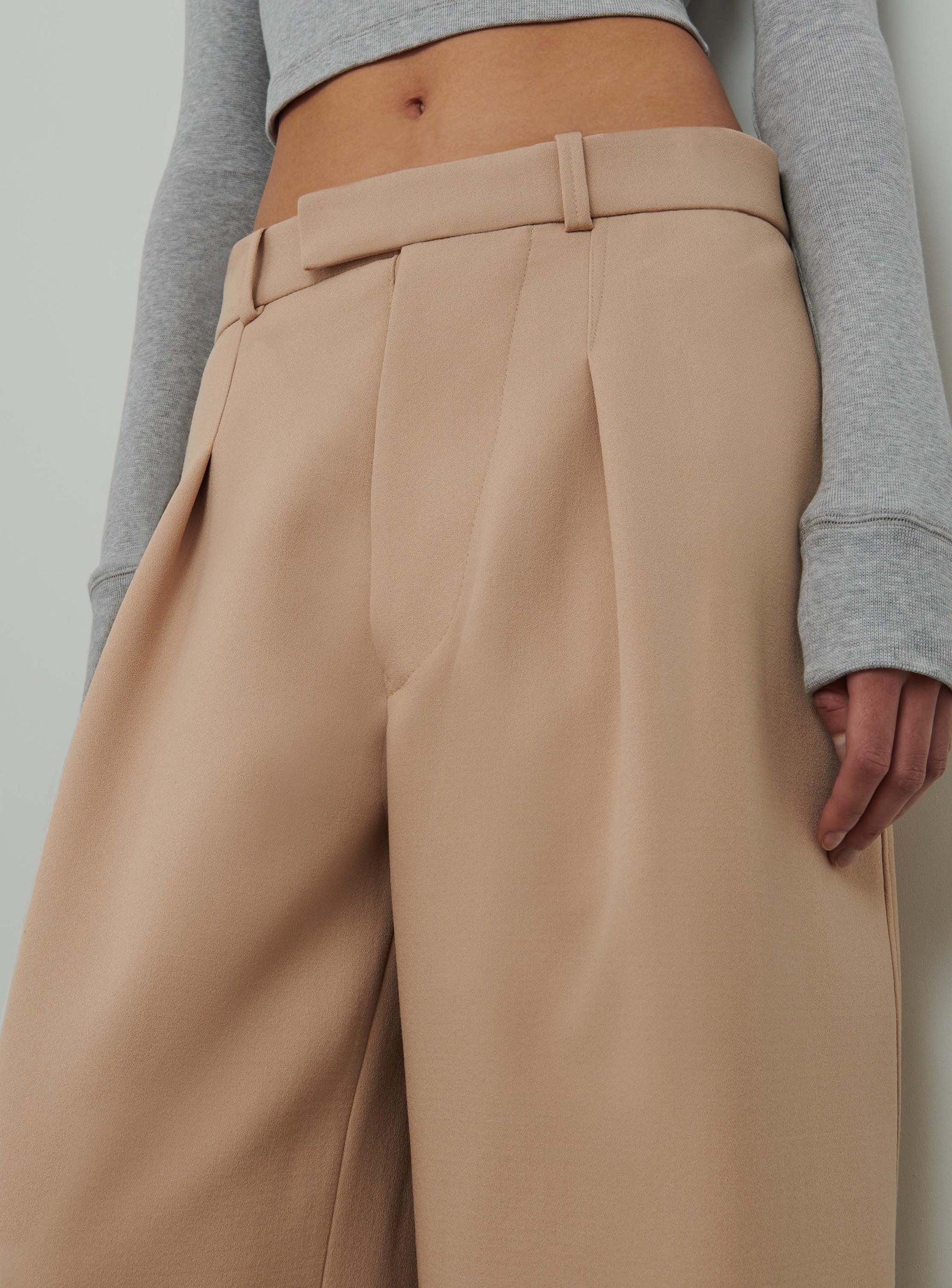 HB Trouser - Biscuit