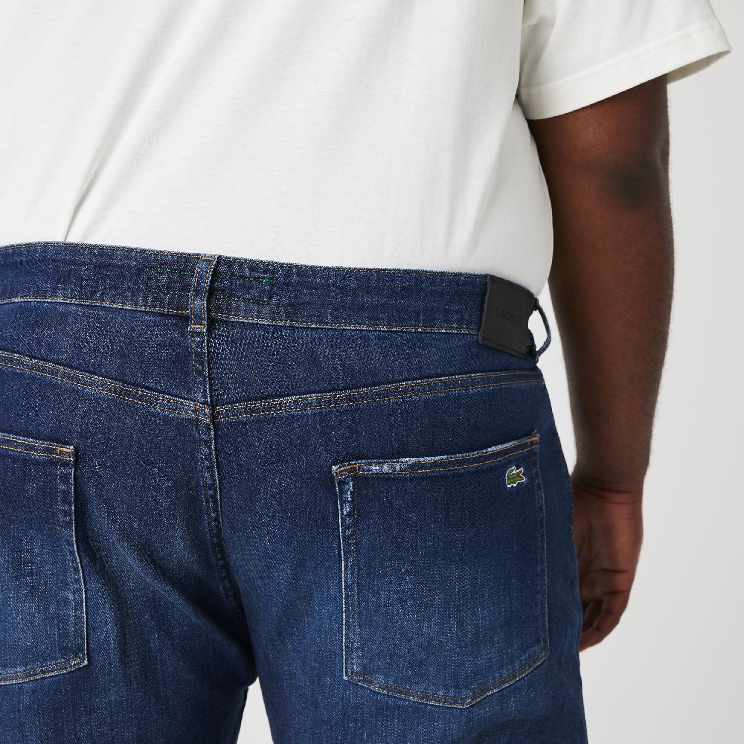 Pantalon ajusté en denim - Washed Deep Medium