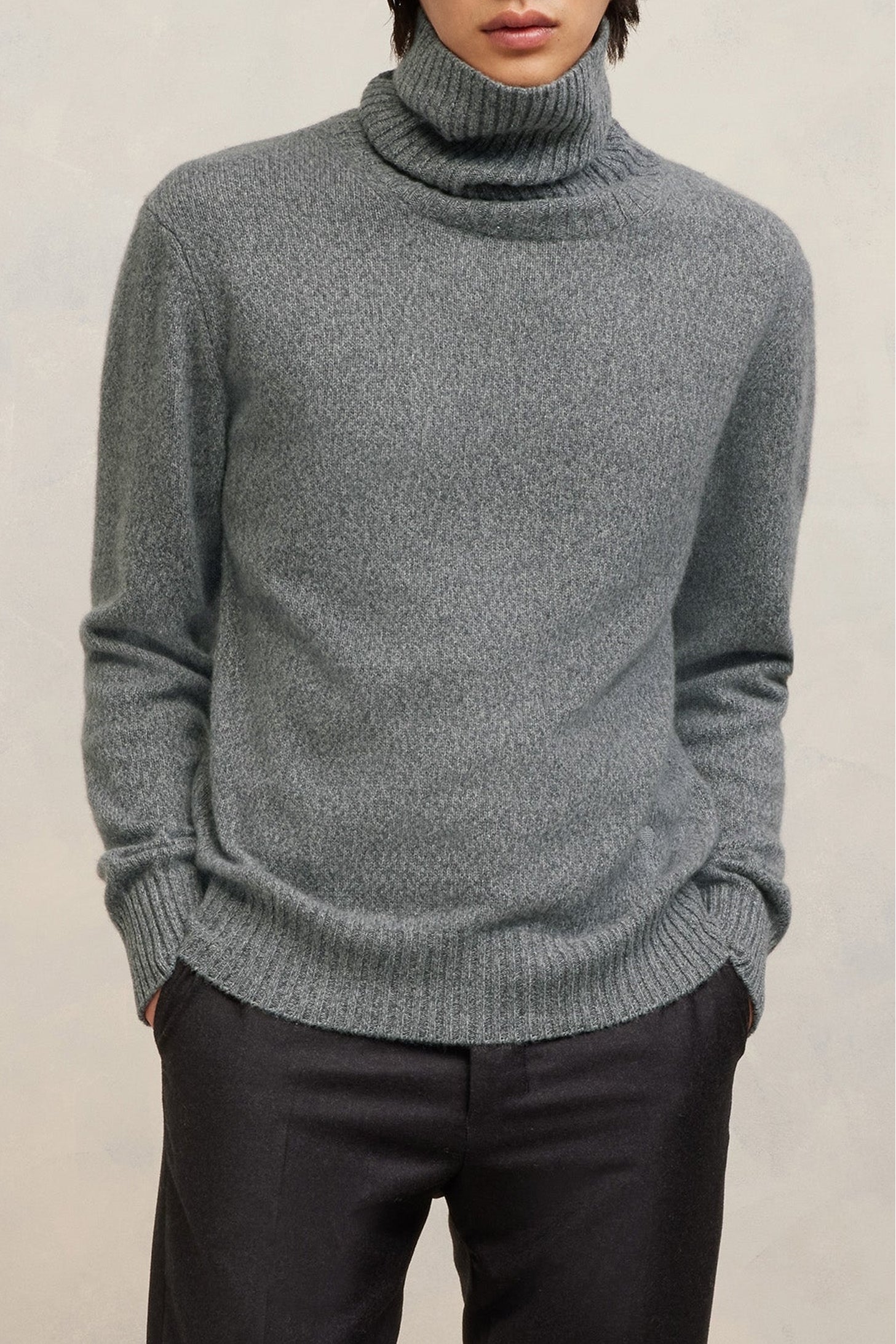 Pull col roulé à broderie Ami de Cœur en cachemire - Heather Grey