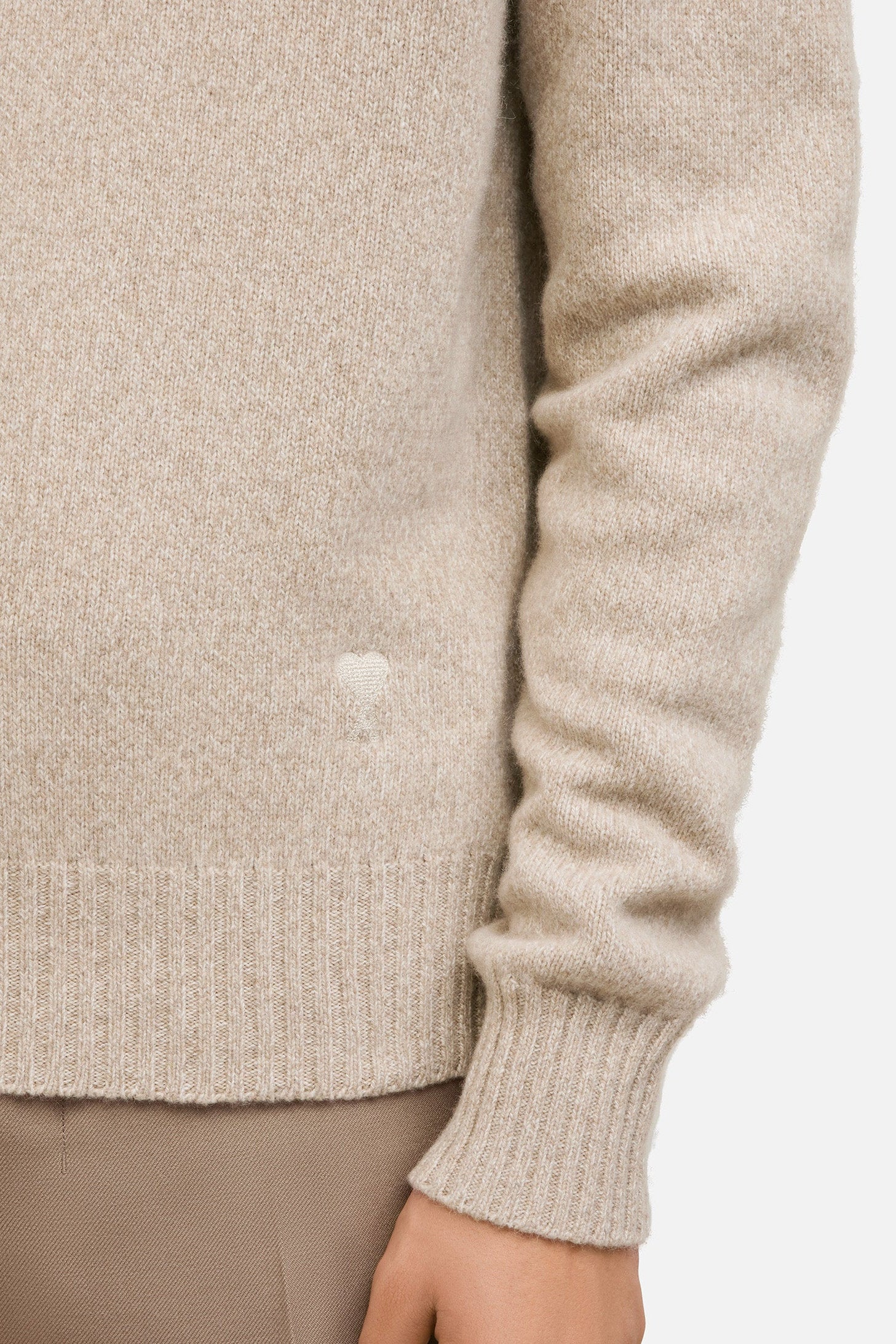 Ami de Coeur cashmere turtleneck jumper with embroidery - Champagne