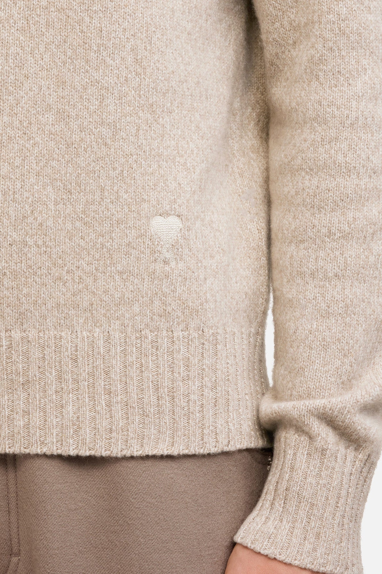 Ami de Coeur cashmere turtleneck jumper with embroidery - Champagne