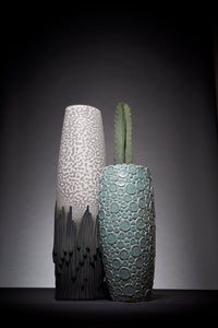 Grand vase Haas Mojave en faïence - White & Charcoal
