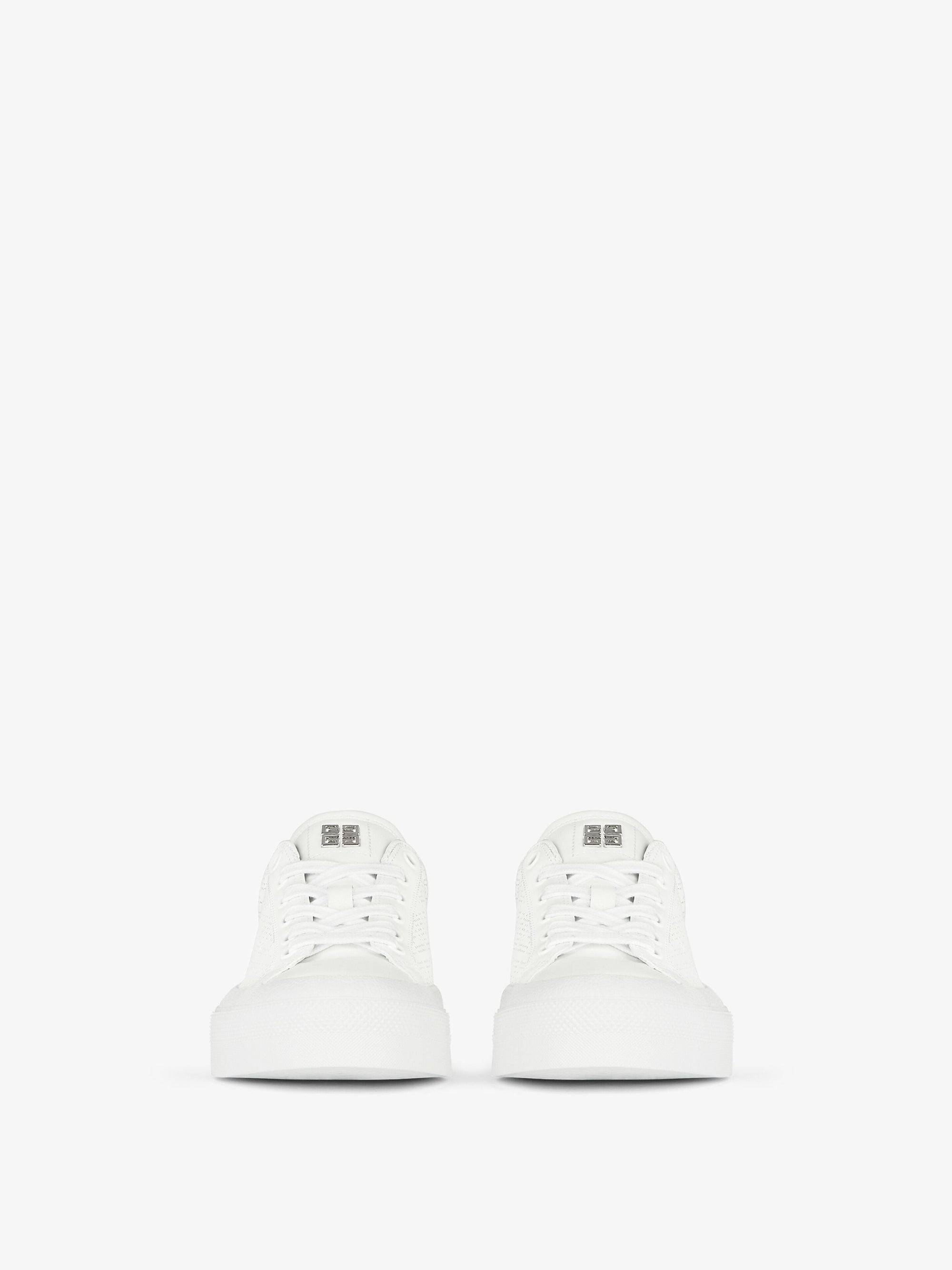 Baskets City Sport en cuir perforé - White