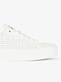 Baskets City Sport en cuir perforé - White