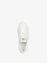 Baskets City Sport en cuir perforé - White
