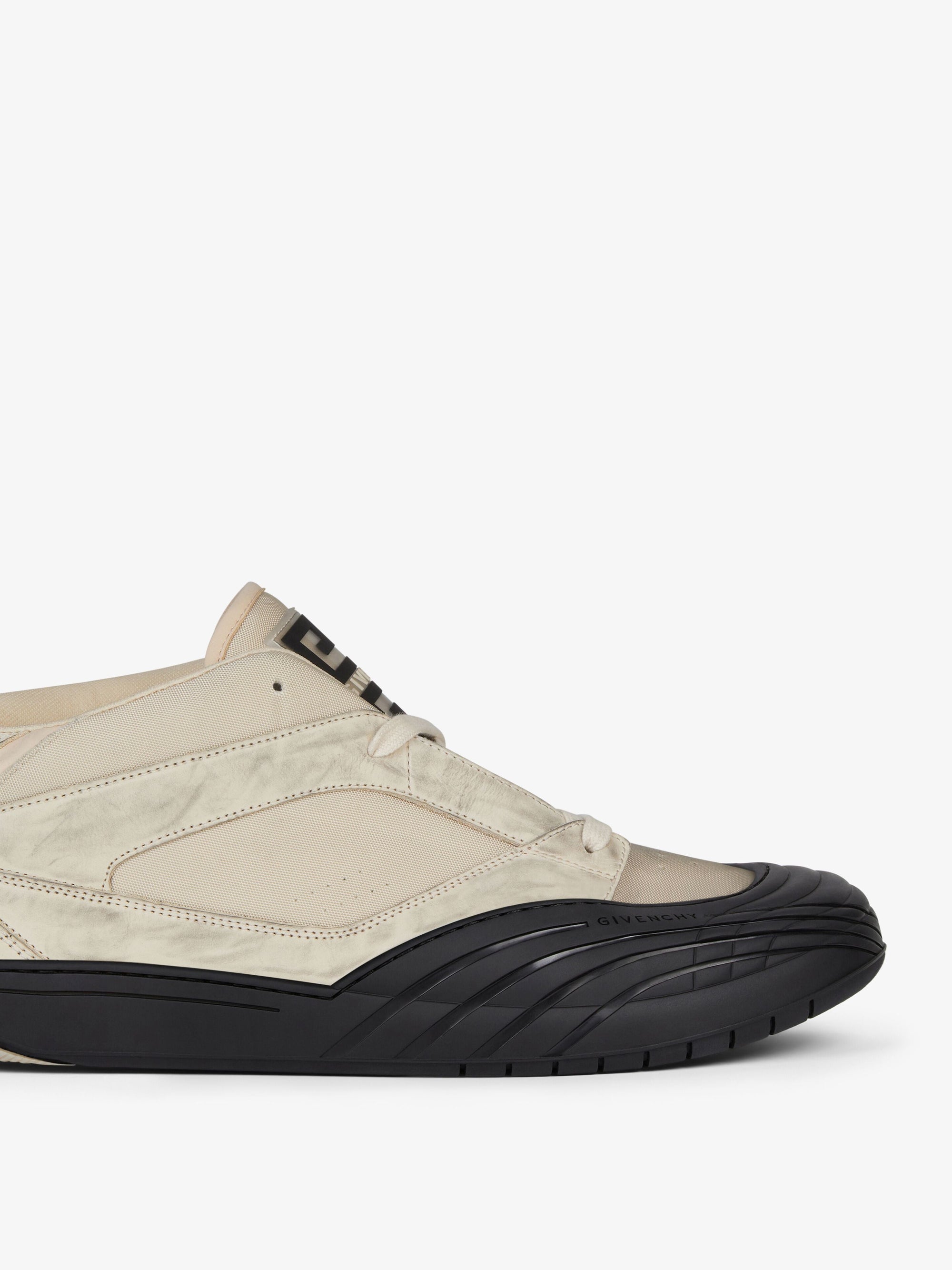 Baskets de skate en cuir - White