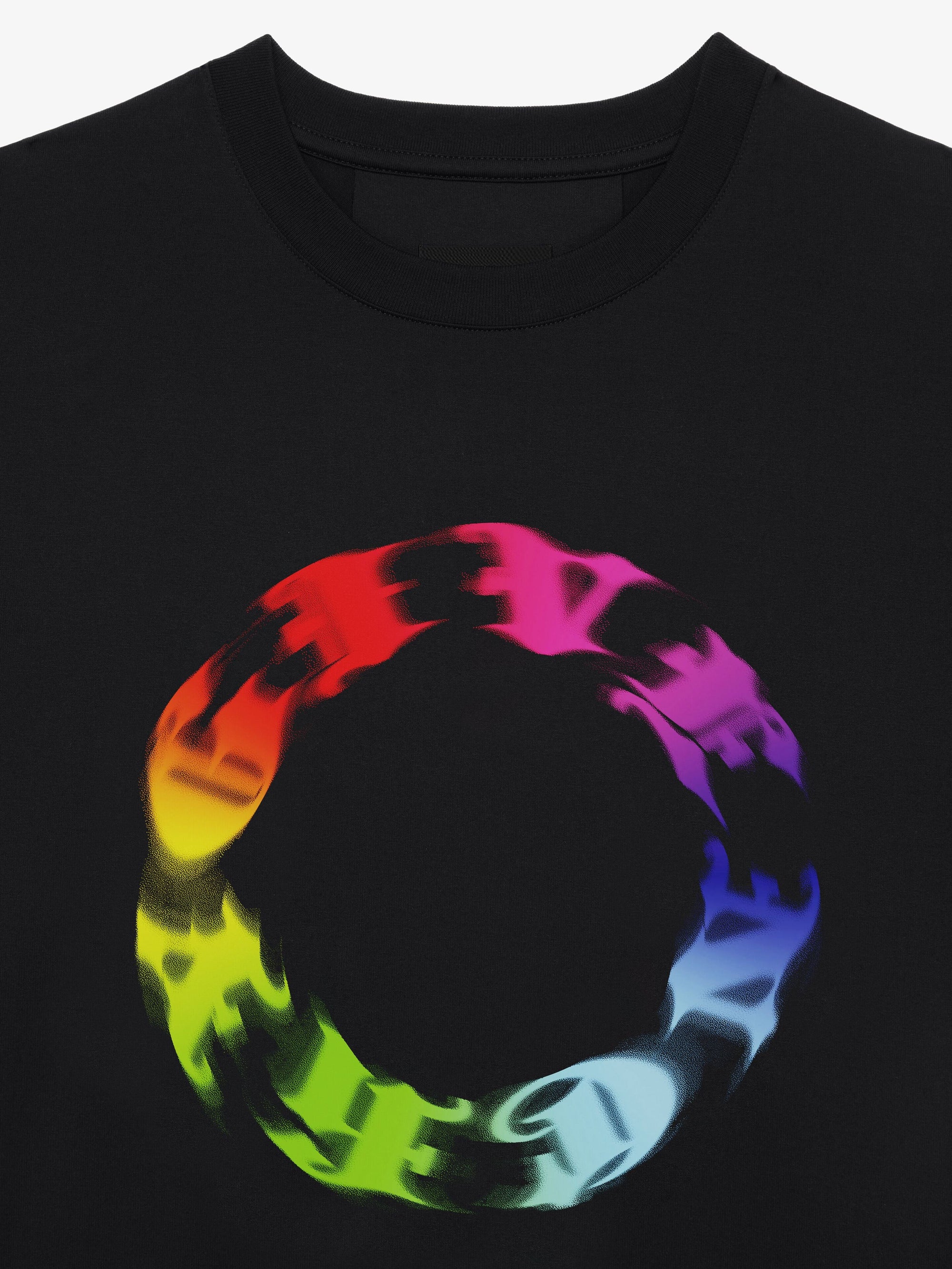 PRIDE CIRCLE GIVENCHY