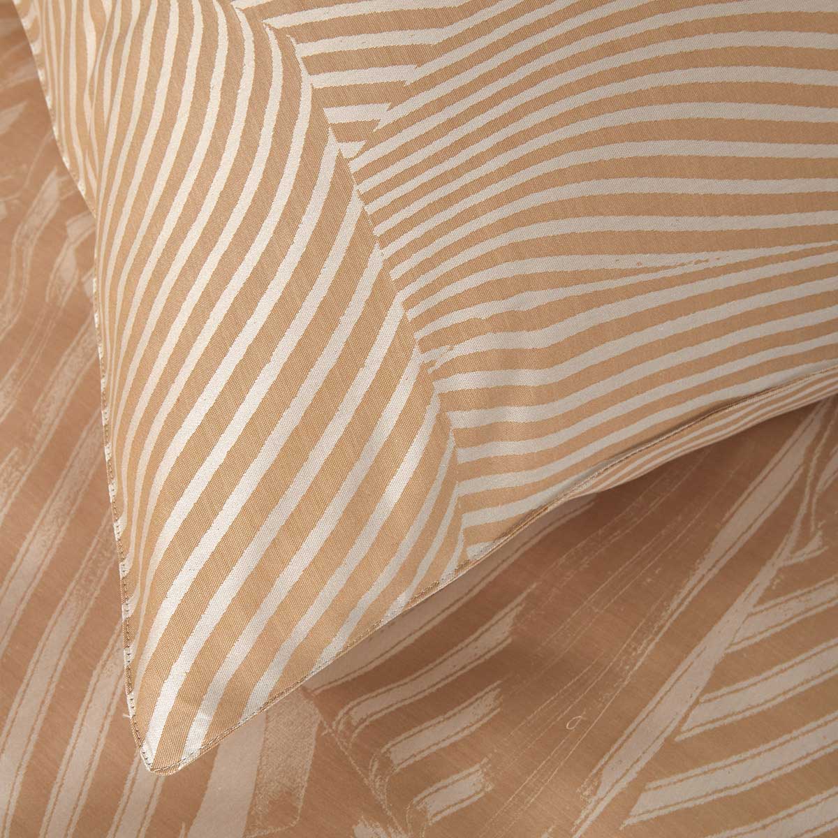 HONORE_SEPIA // TAIES HONORE_SEPIA