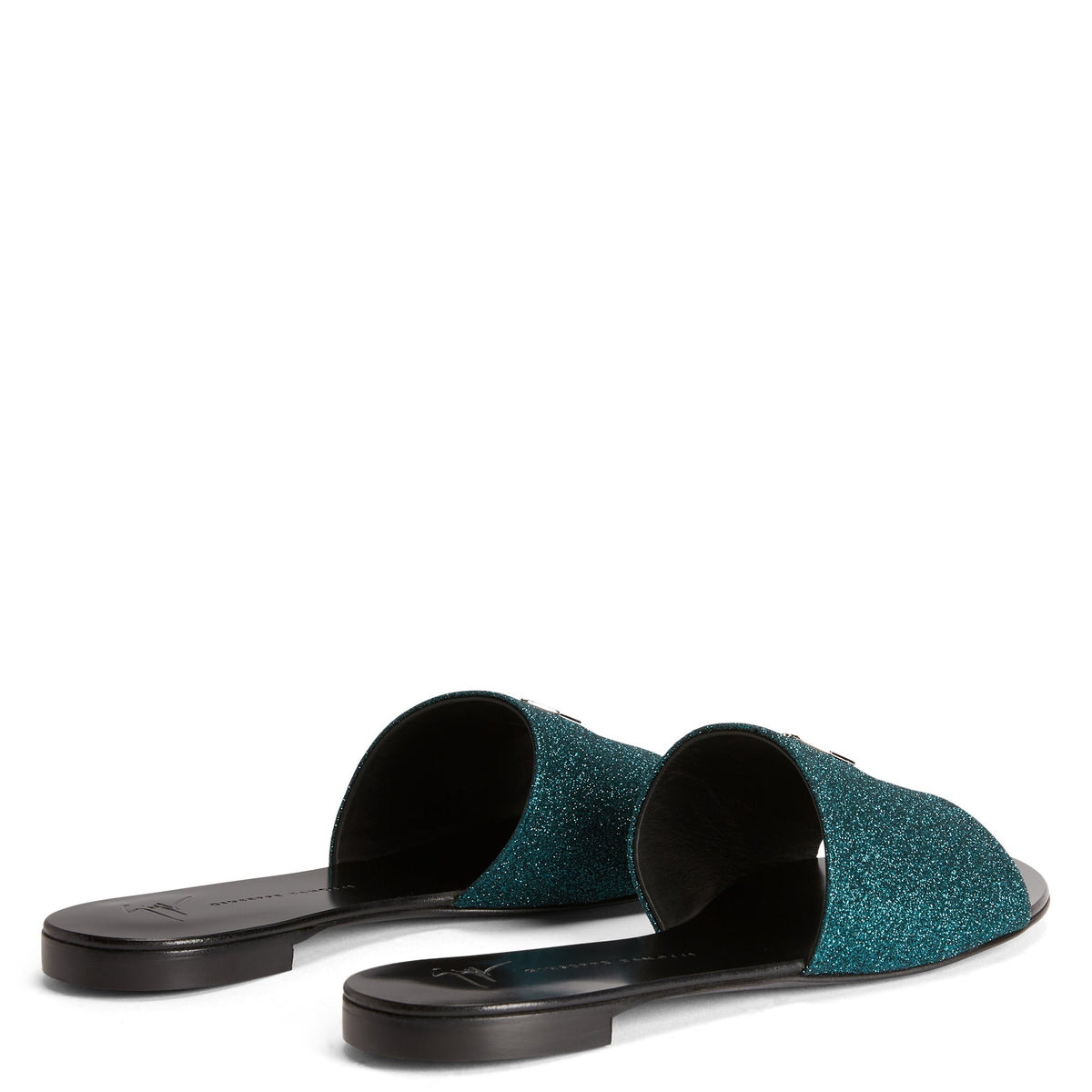 Souliers plats
