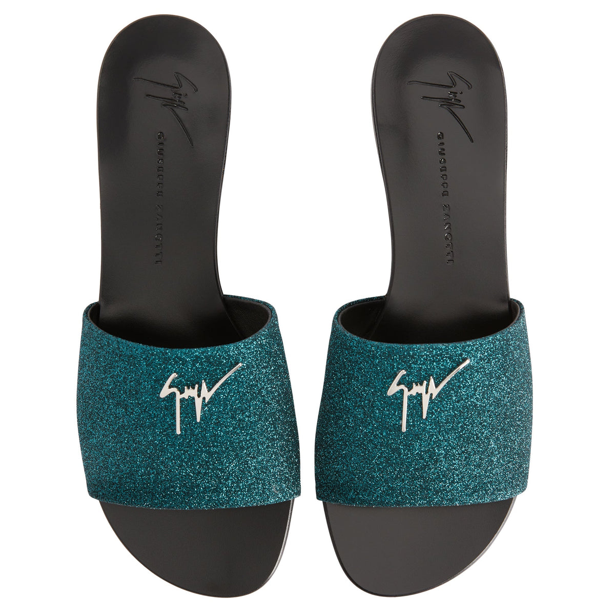 Souliers plats