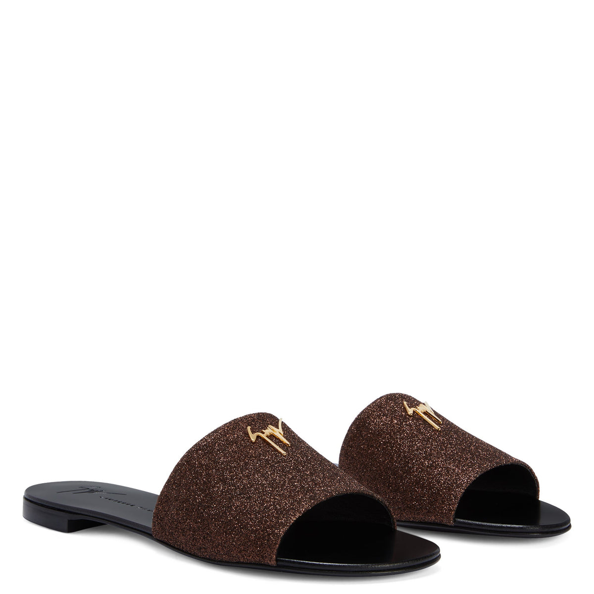 Souliers plats