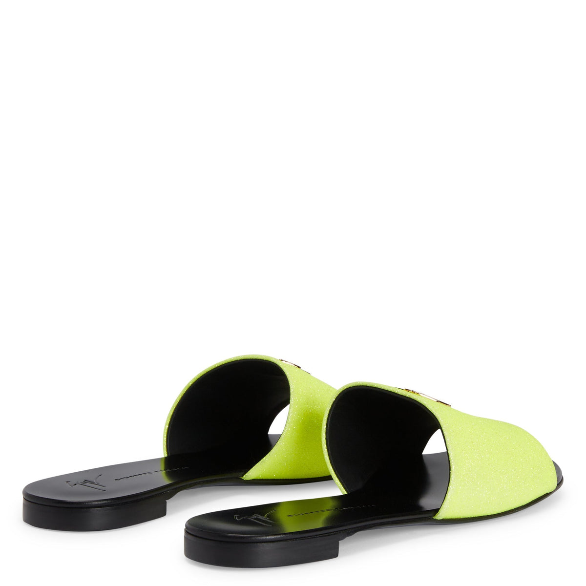 Souliers plats