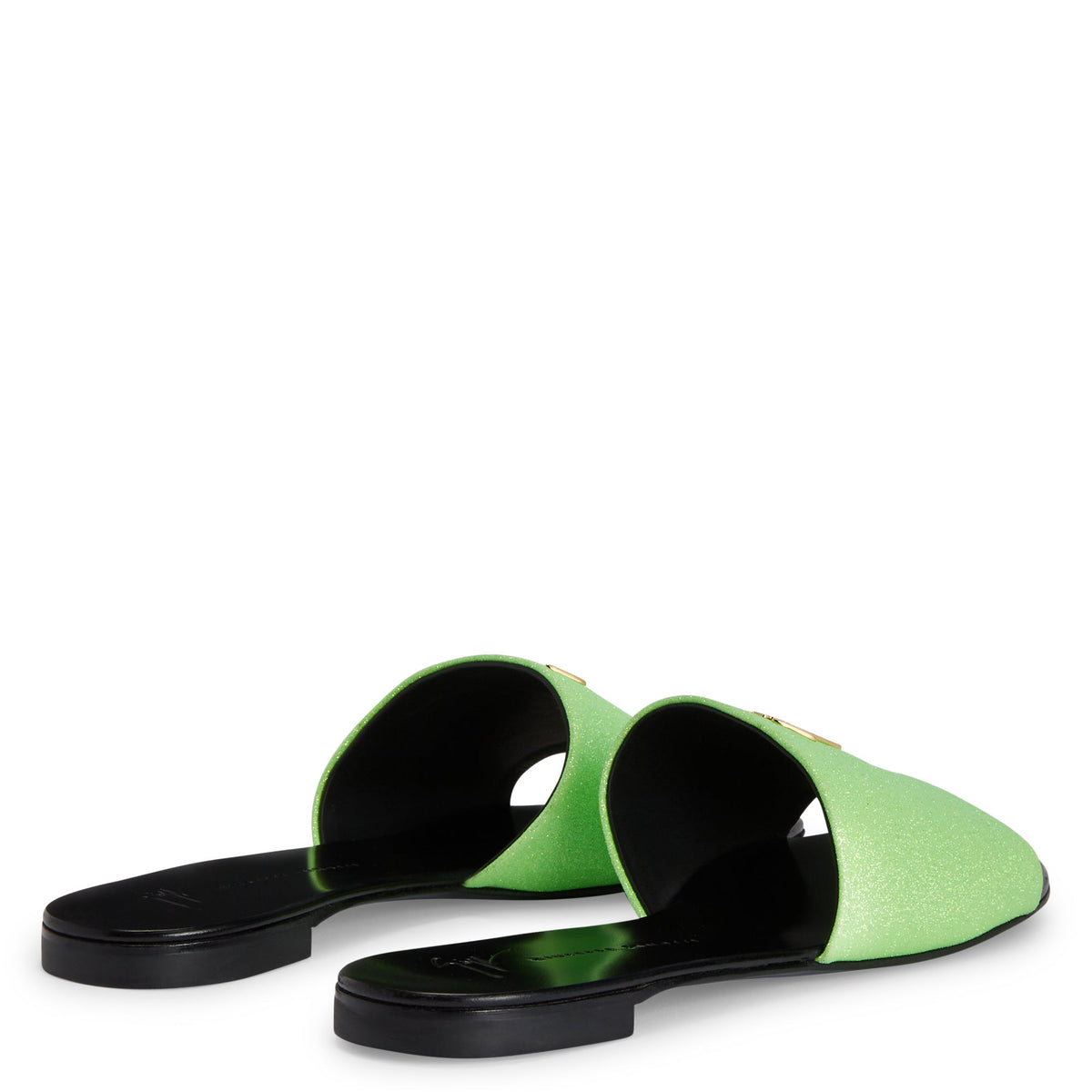 Souliers plats