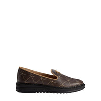 Souliers plats