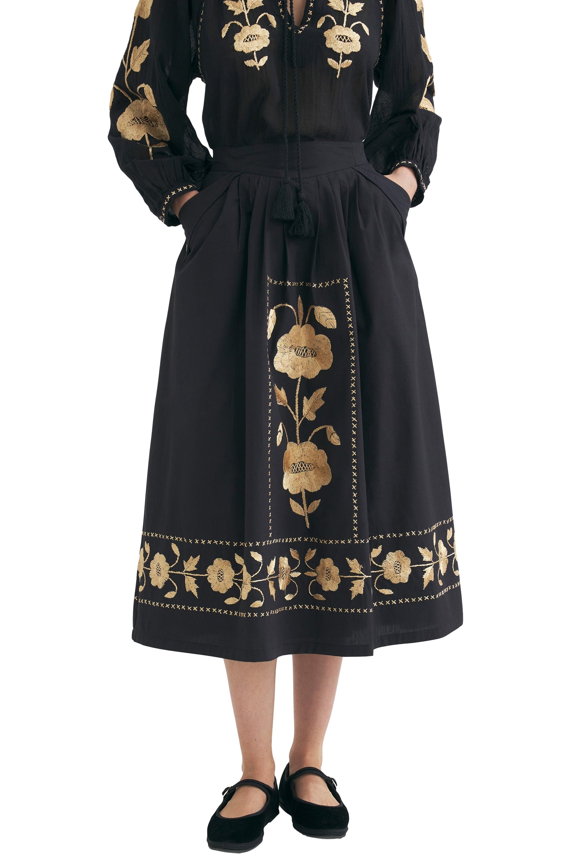 BLACK ILA SKIRT