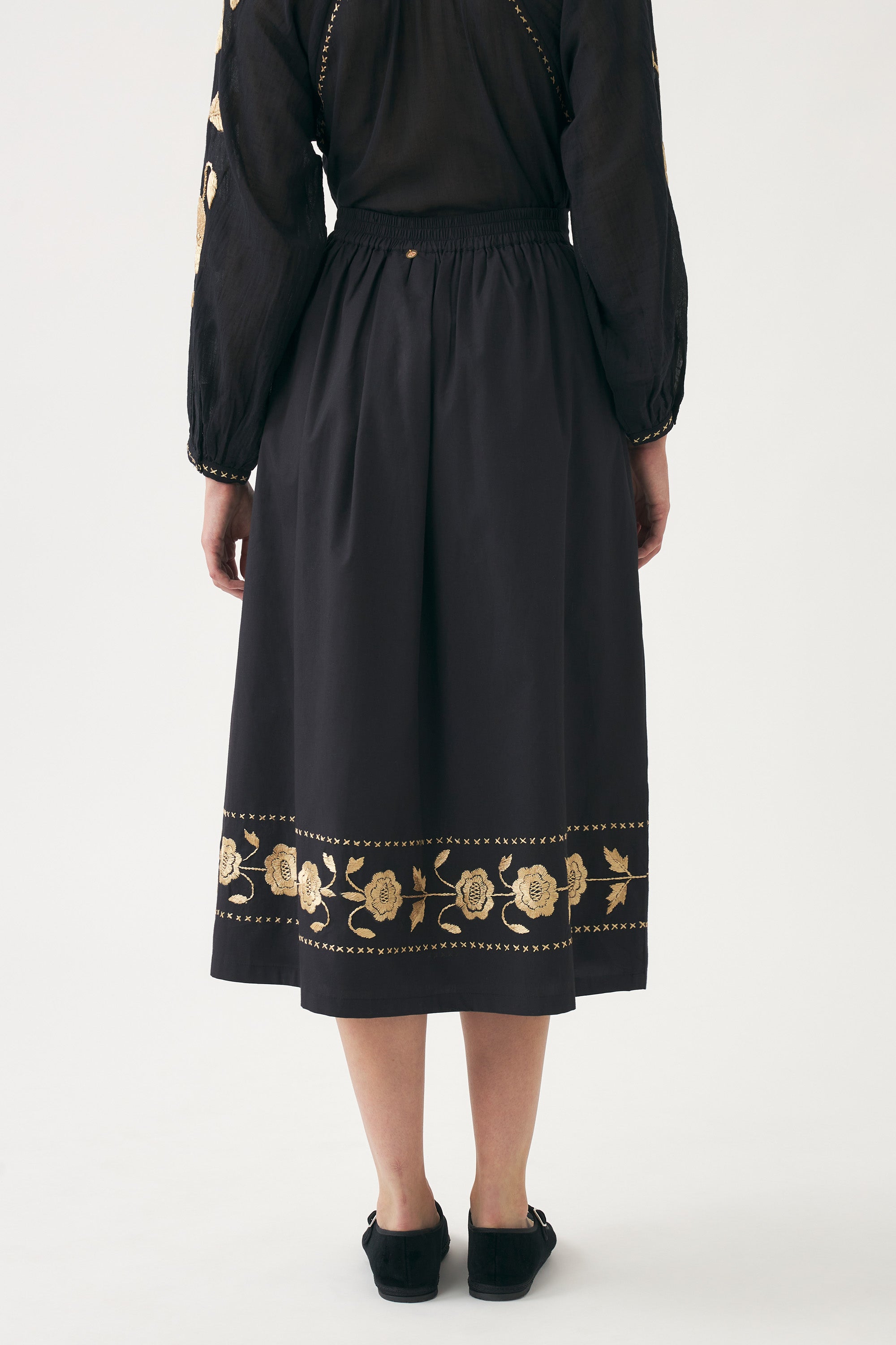 BLACK ILA SKIRT