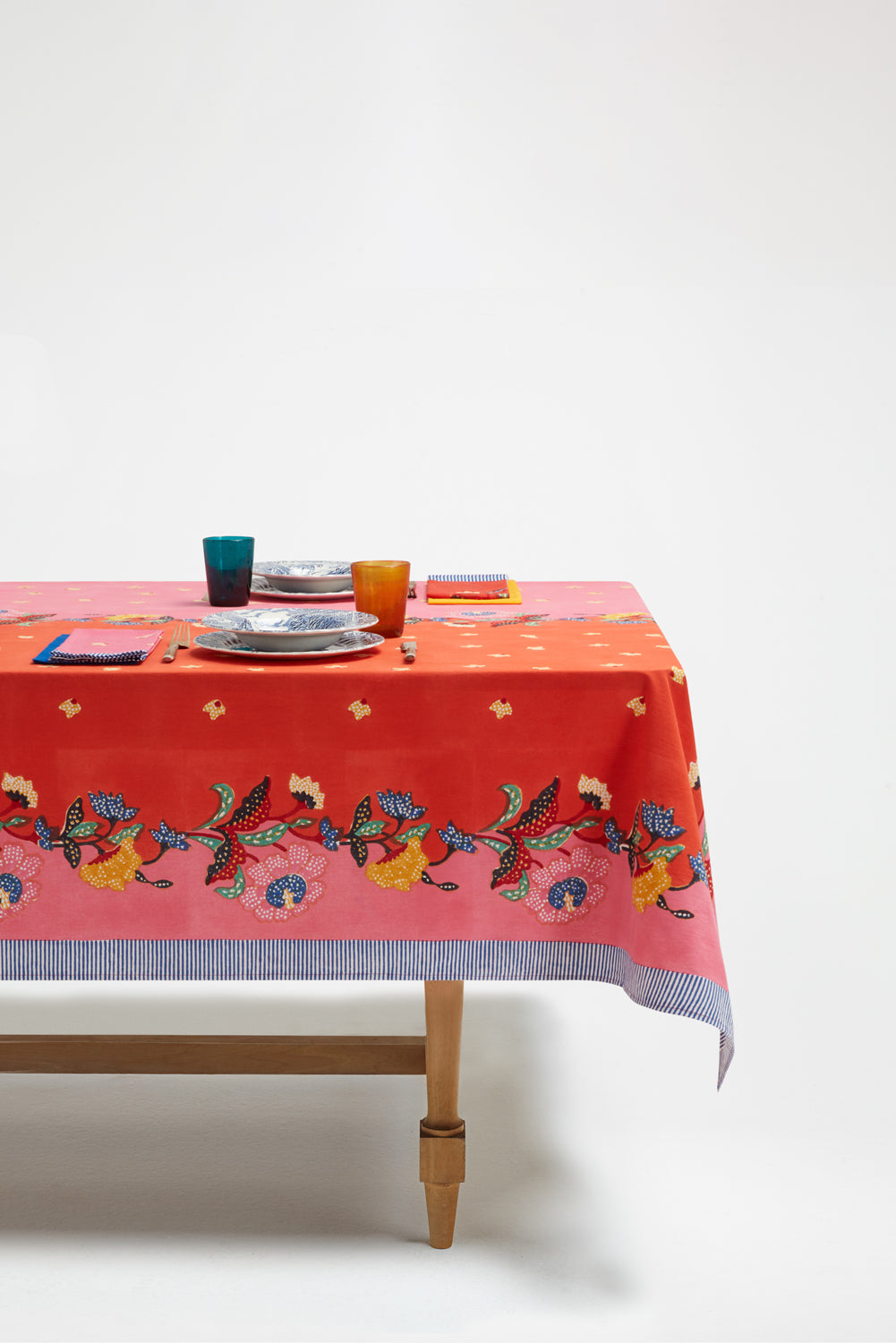 RECO PRIX : 175 // Cotton muslin cloth 220x220 cm Indonesian red rose