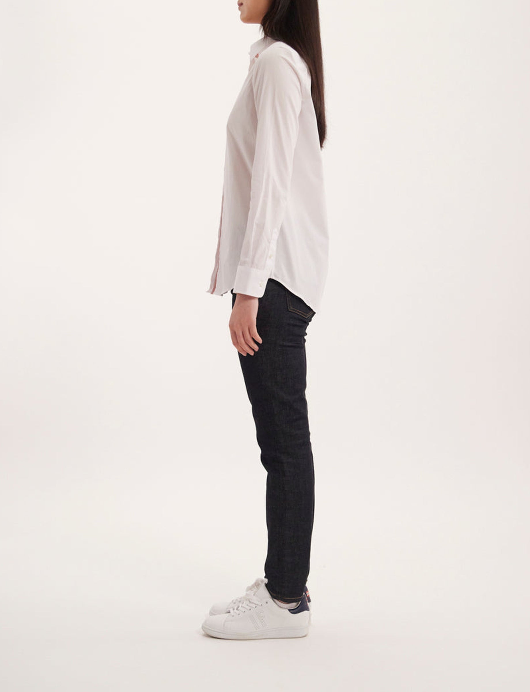 61qty RELIQUAT 50€ 6,8%  / Chemise cintrée Martin - White