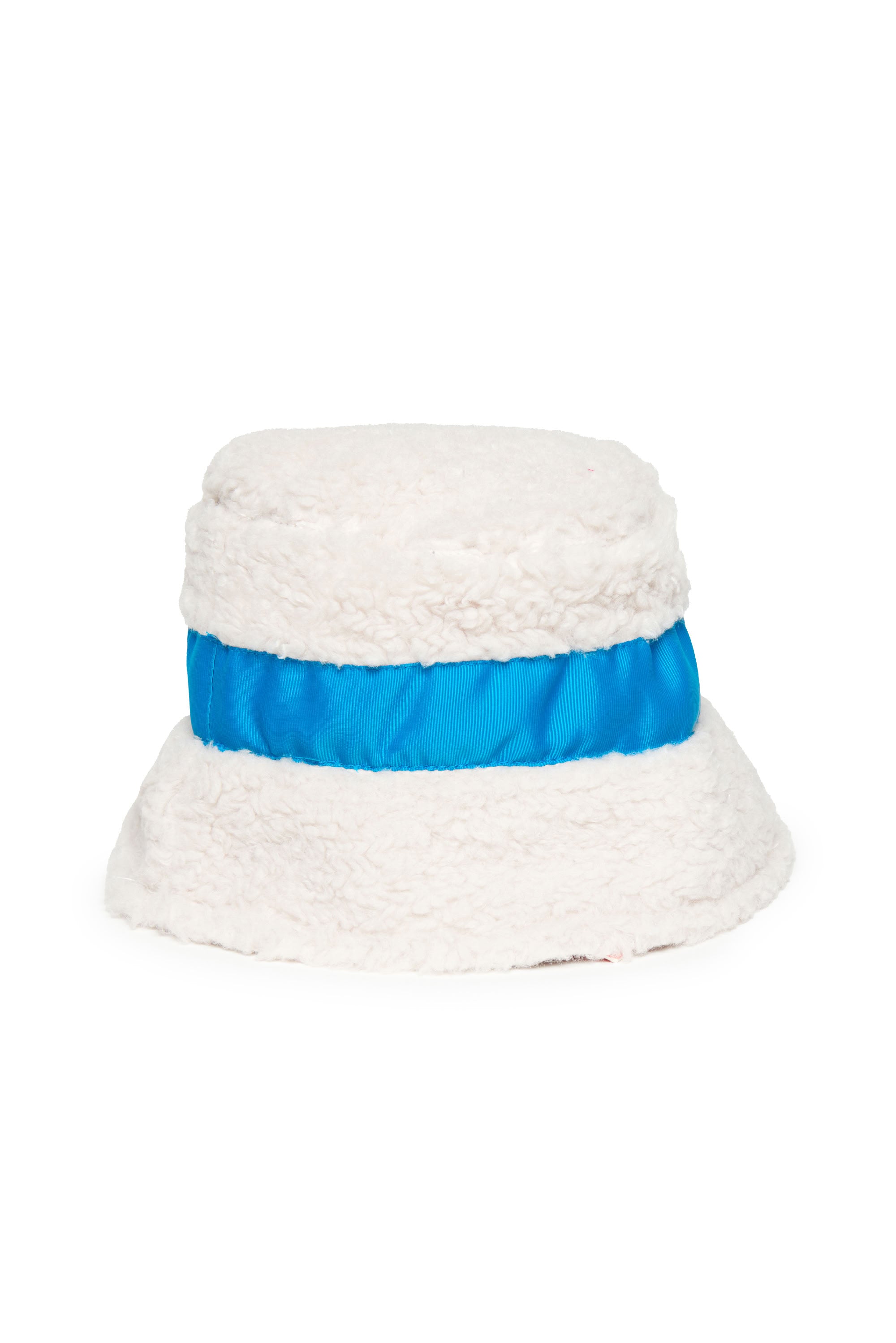 Bob à broderie en polaire - Crema