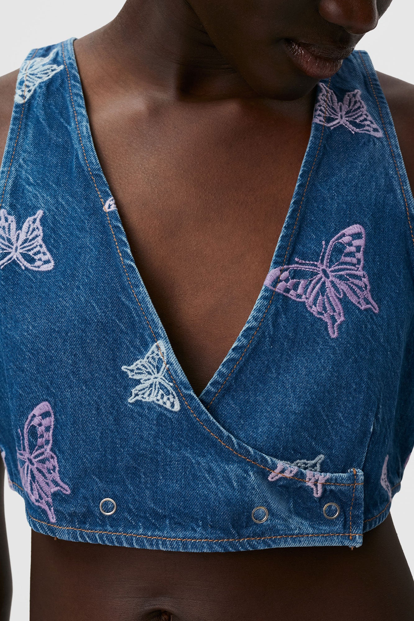 Débardeur court à broderie en denim - Denim