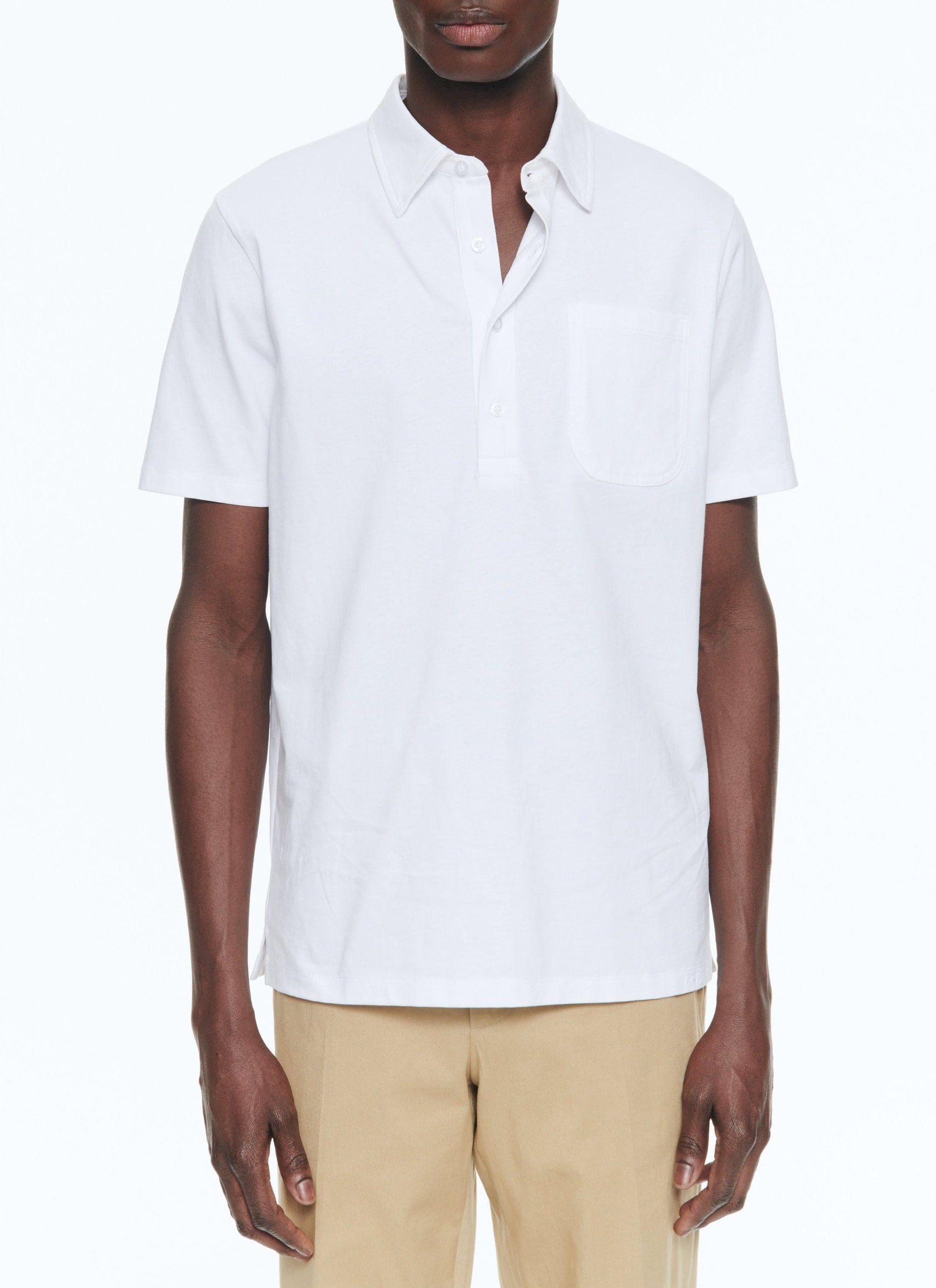 Polo boutonné à poche - Blanc