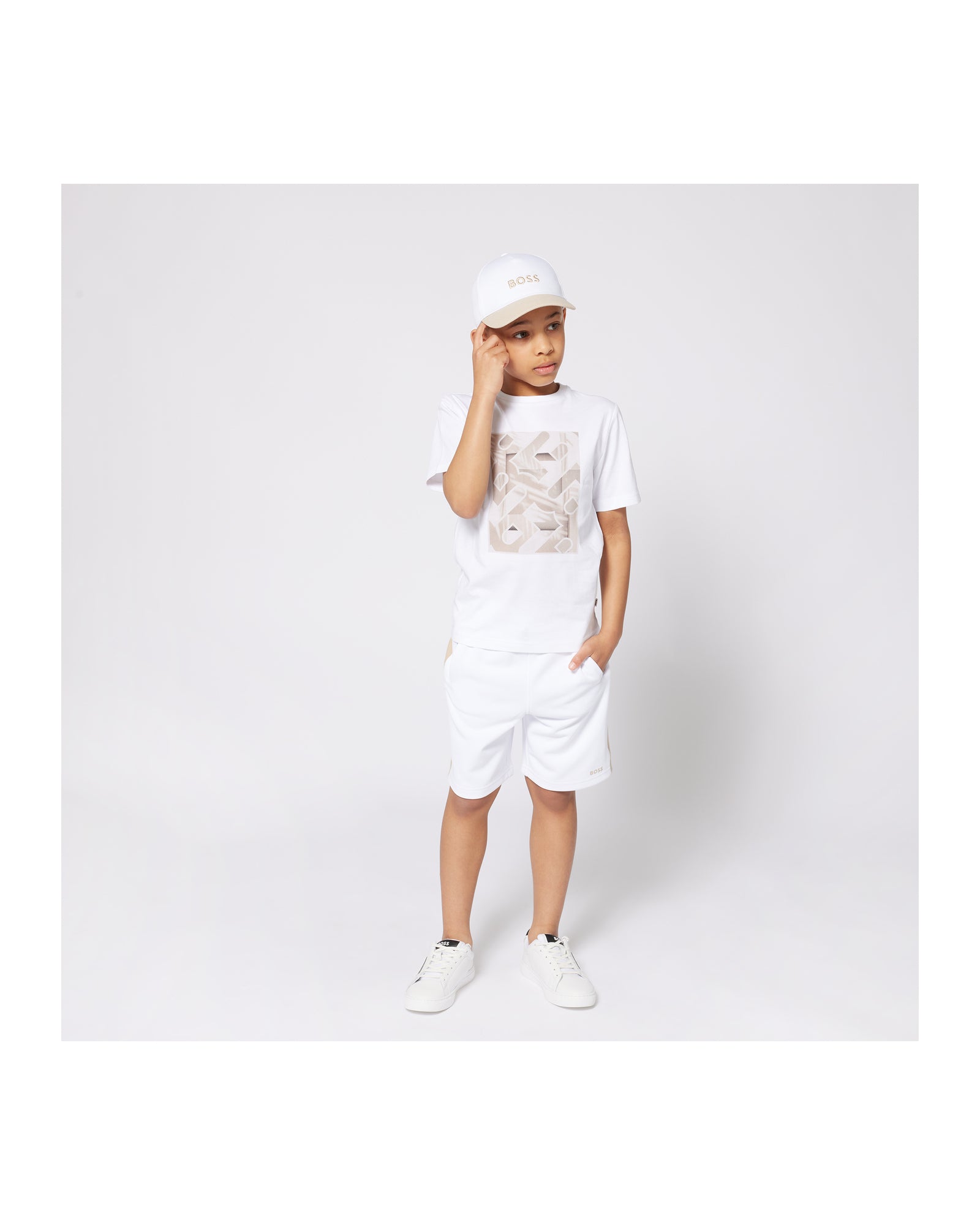 TEE-SHIRT MANCHES COURTES