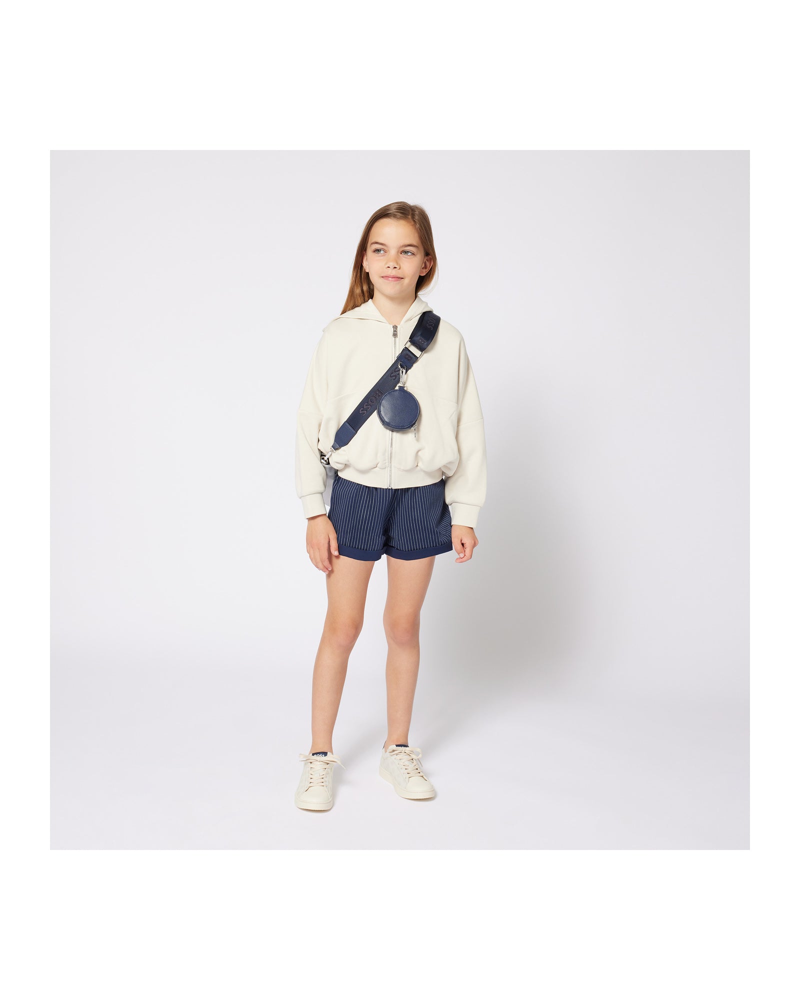 CARDIGAN A CAPUCHE