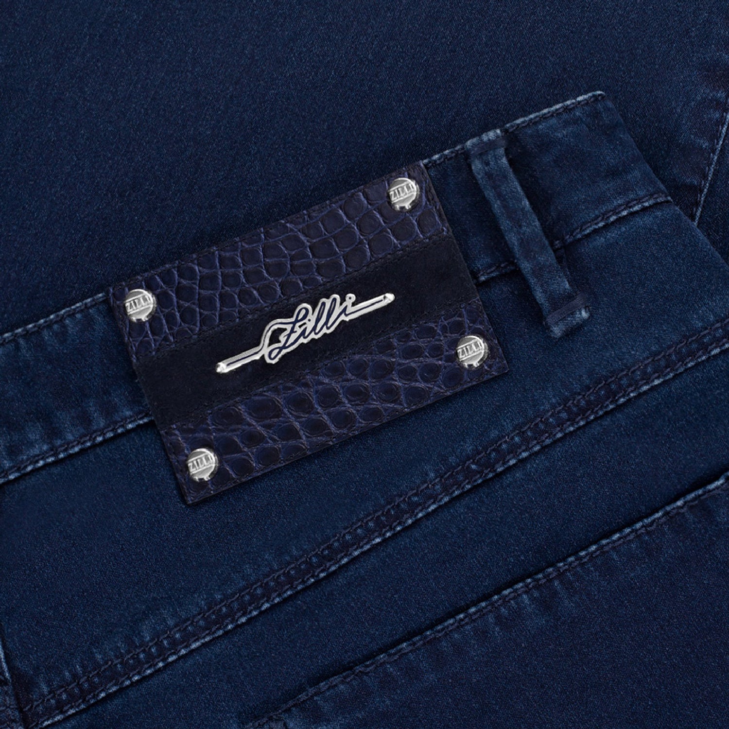 Jean droit avec patch embossé - Bleu