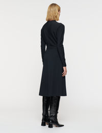 Black Robe - Black