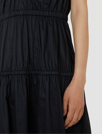 Black Robe - Black