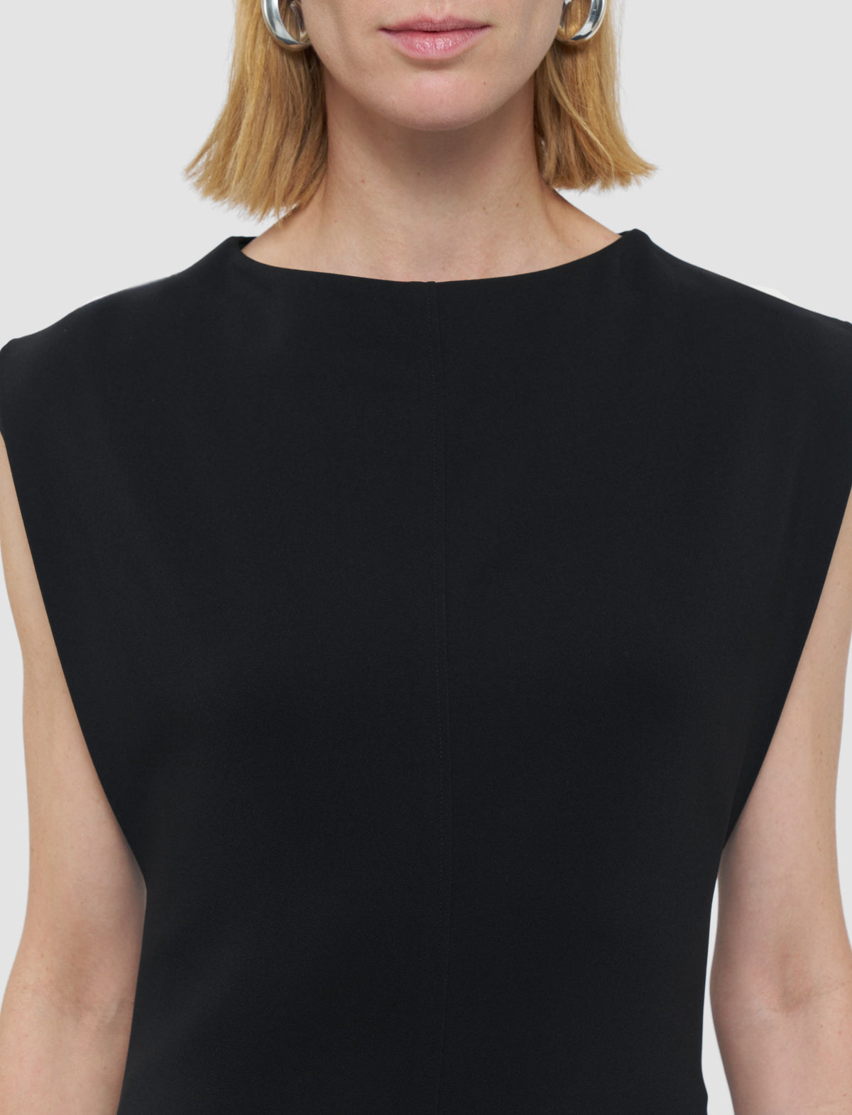Black Robe - Black
