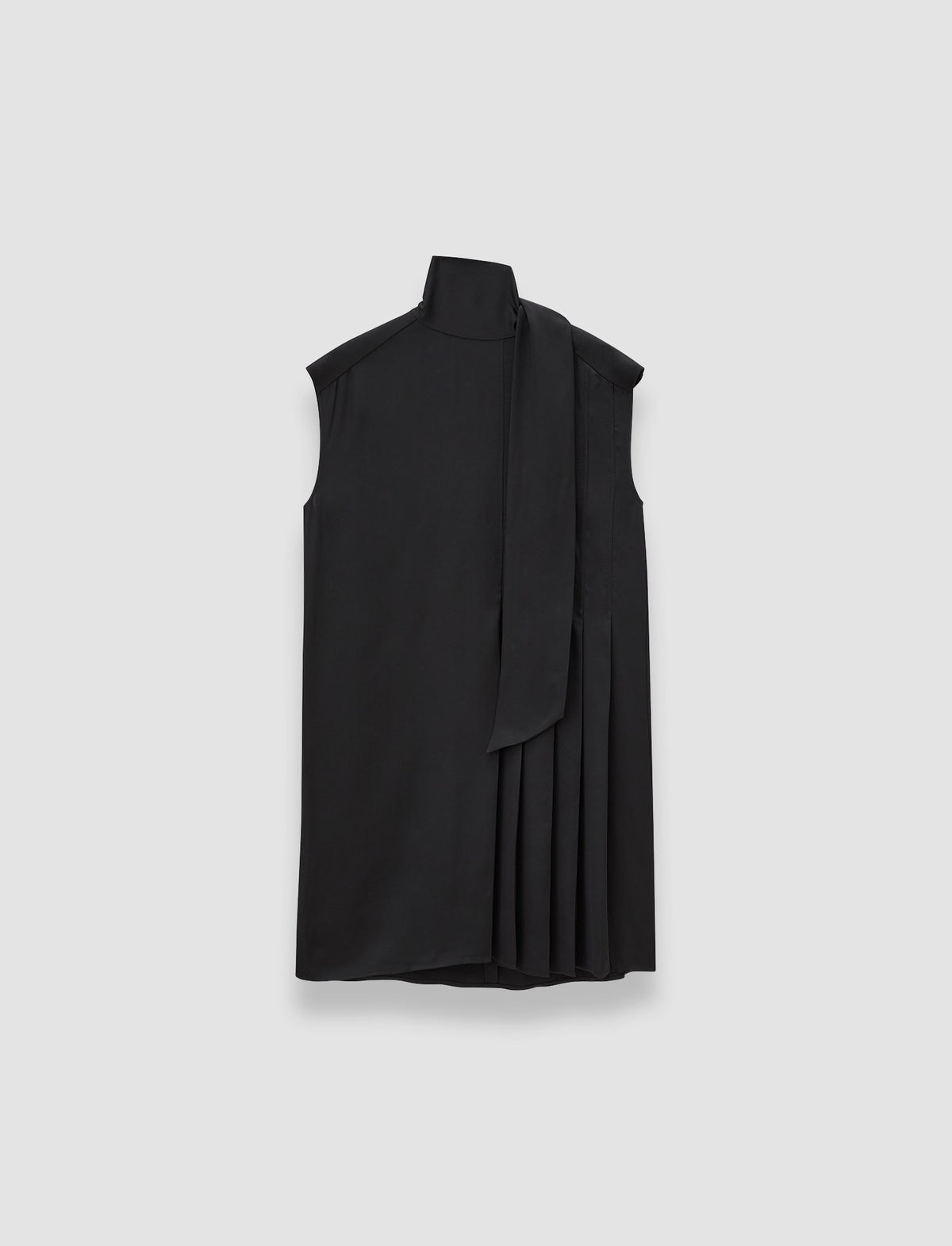 Black Robe - Black