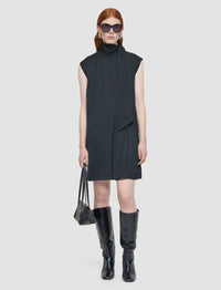 Black Robe - Black
