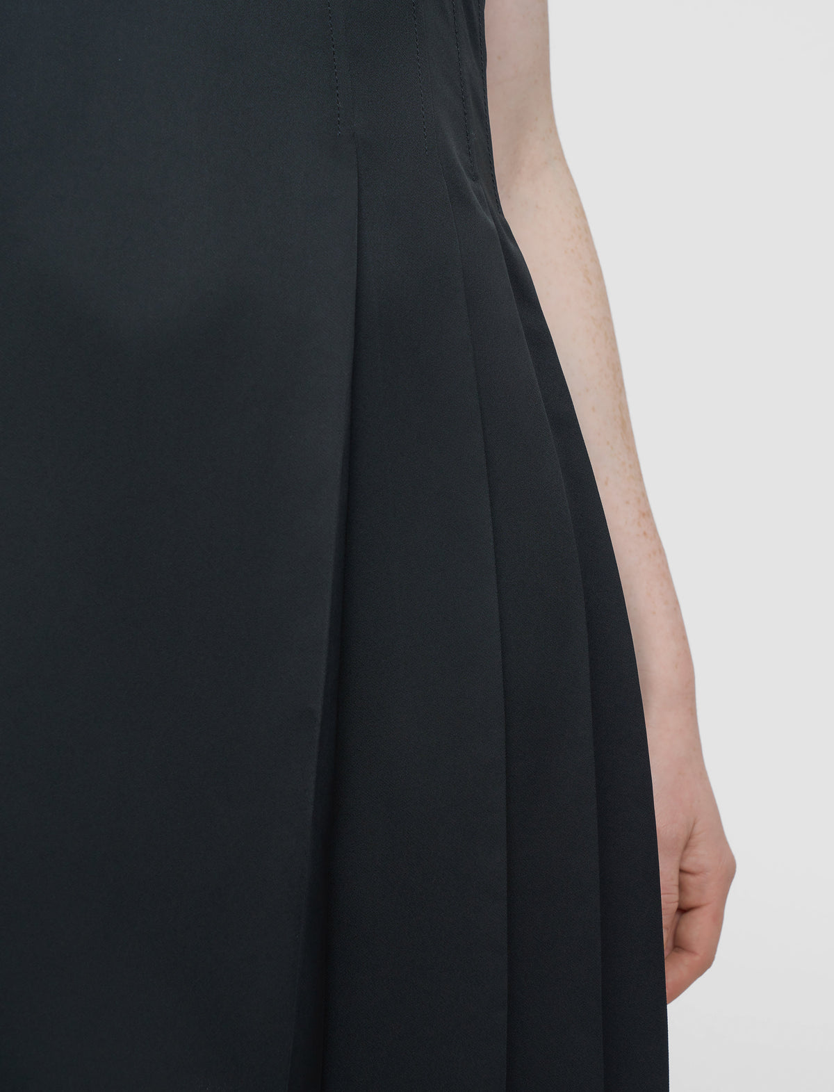 Black Robe - Black