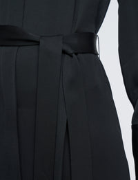 Black Robe - Black